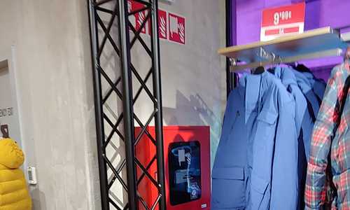 bershka-italia-cso-cavour-angolo-via-p-amedeo-bari-5.jpg
